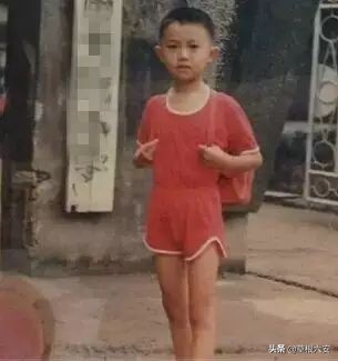 泪目的照片图片,泪目老人图片