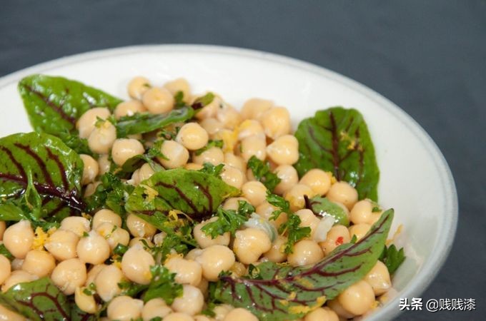 西餐常用的香料百里香是什么味道,西餐中经常用到的香草如何搭配