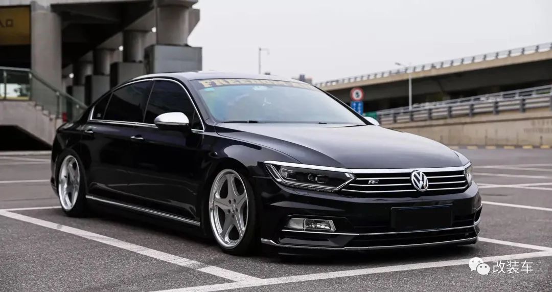 新大众迈腾改装,大学生改装迈腾