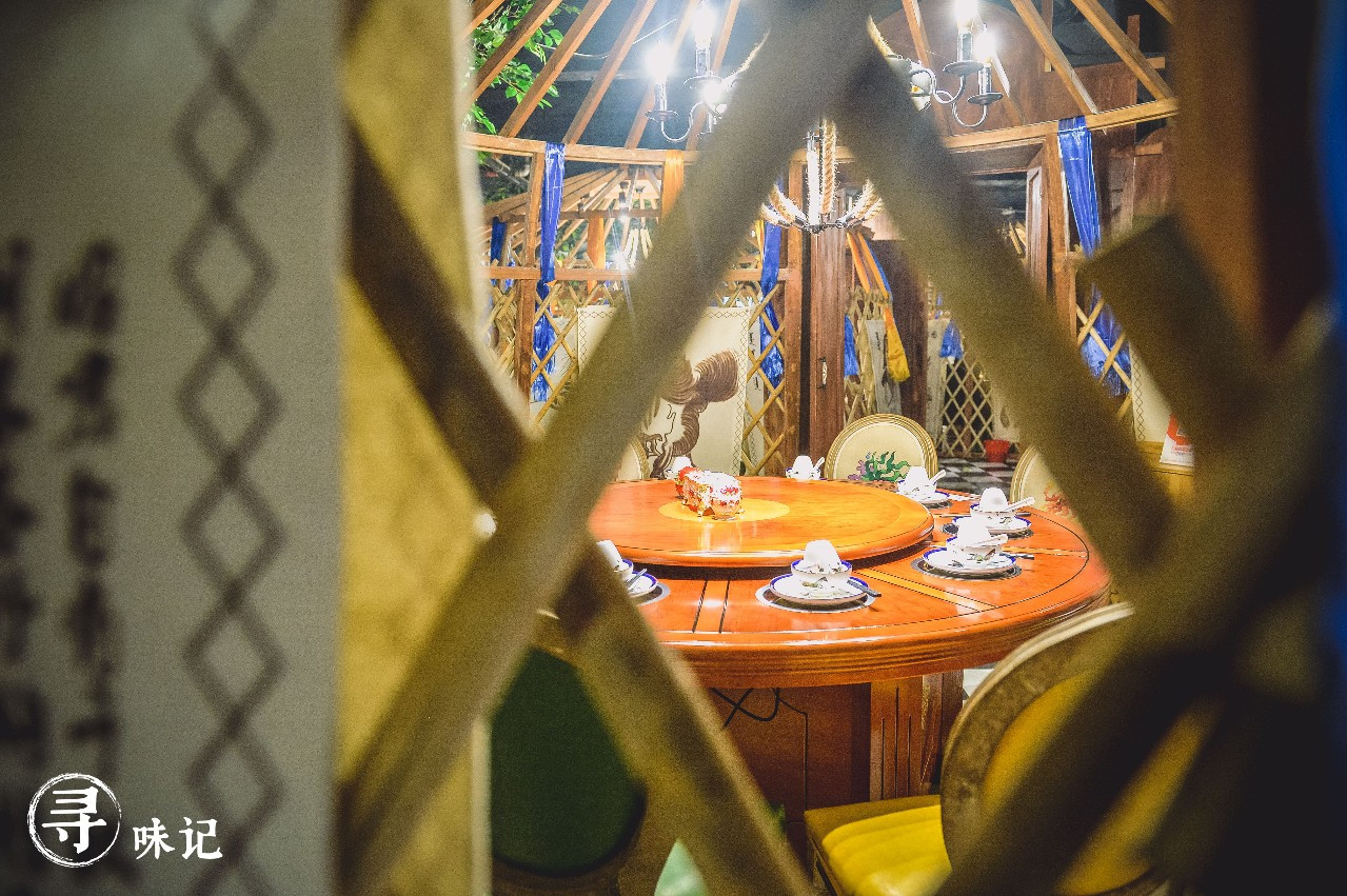 去内蒙吃烤全羊去哪里,自驾坝上烤全羊