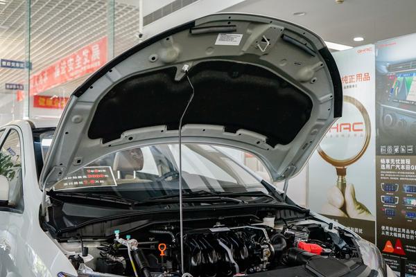 锋范属于a0级家轿吗,本田锋范型动版和舒适版区别