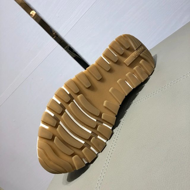 普拉达低帮休闲运动鞋,普拉达慢跑鞋男