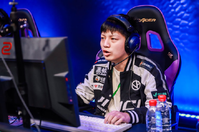 游戏日报：VG好事成双，光明记忆盗用模型，自走棋将出新英雄？