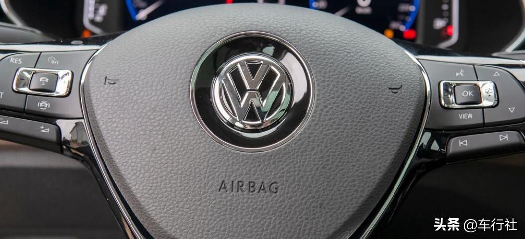 帕萨特2020款豪华版功能介绍,新2020款帕萨特介绍