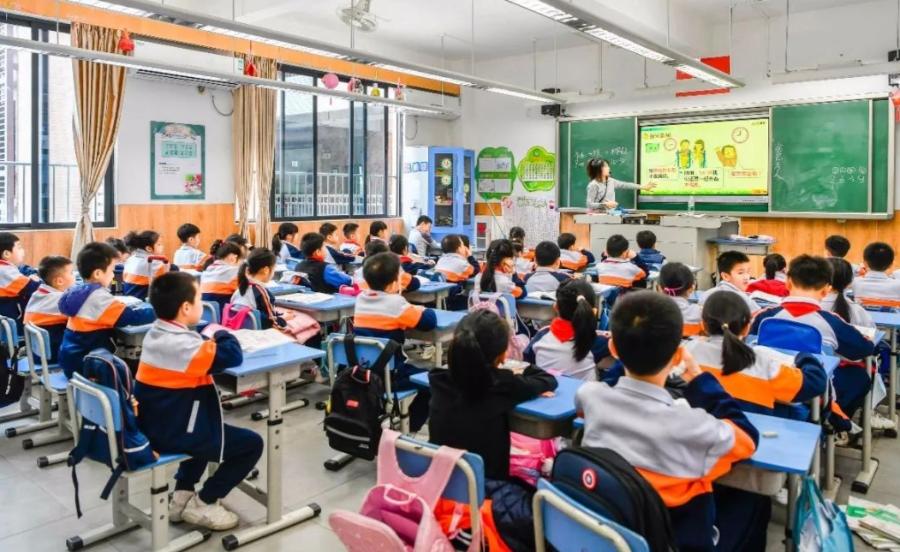 长岭居小学排名,长岭居小学在黄埔区的排名