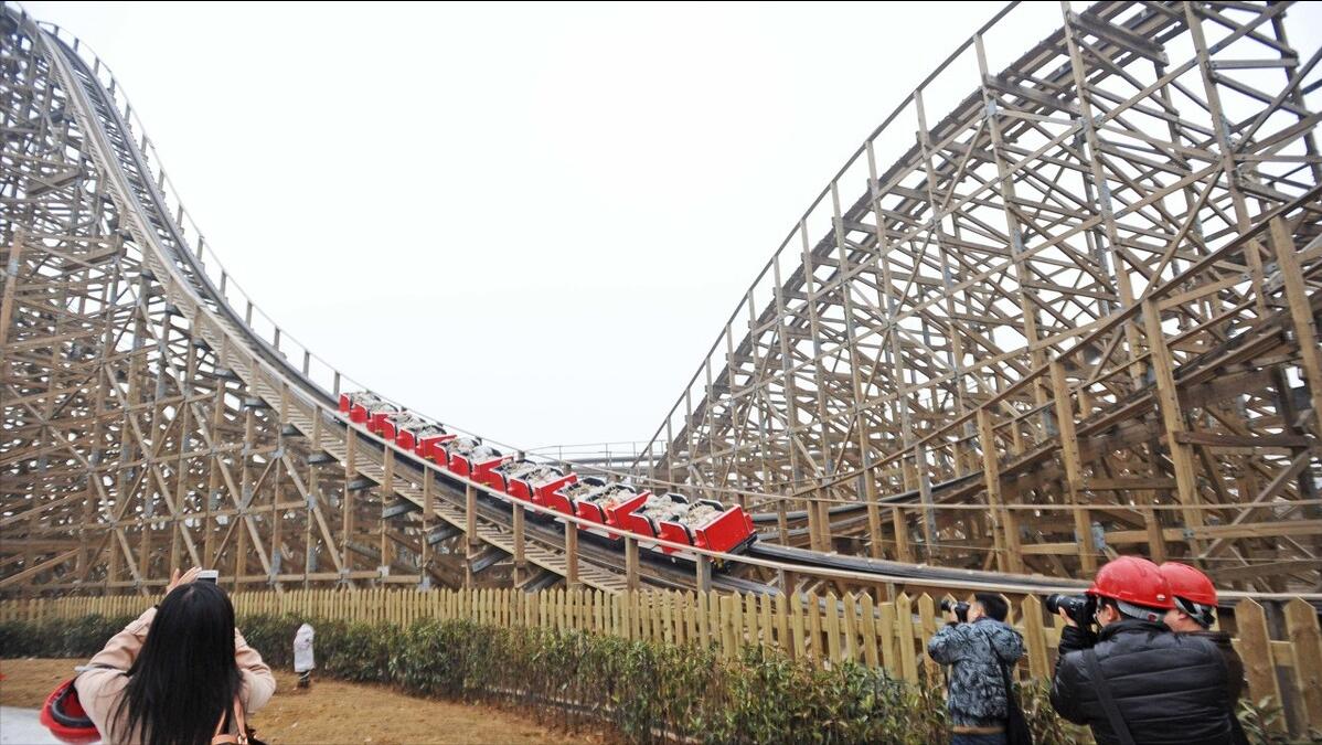 武汉欢乐谷旅游,武汉欢乐谷主题公园国庆节