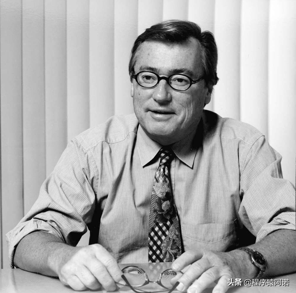 ASMl光刻机如何成长为行业霸主,asml和光刻巨头