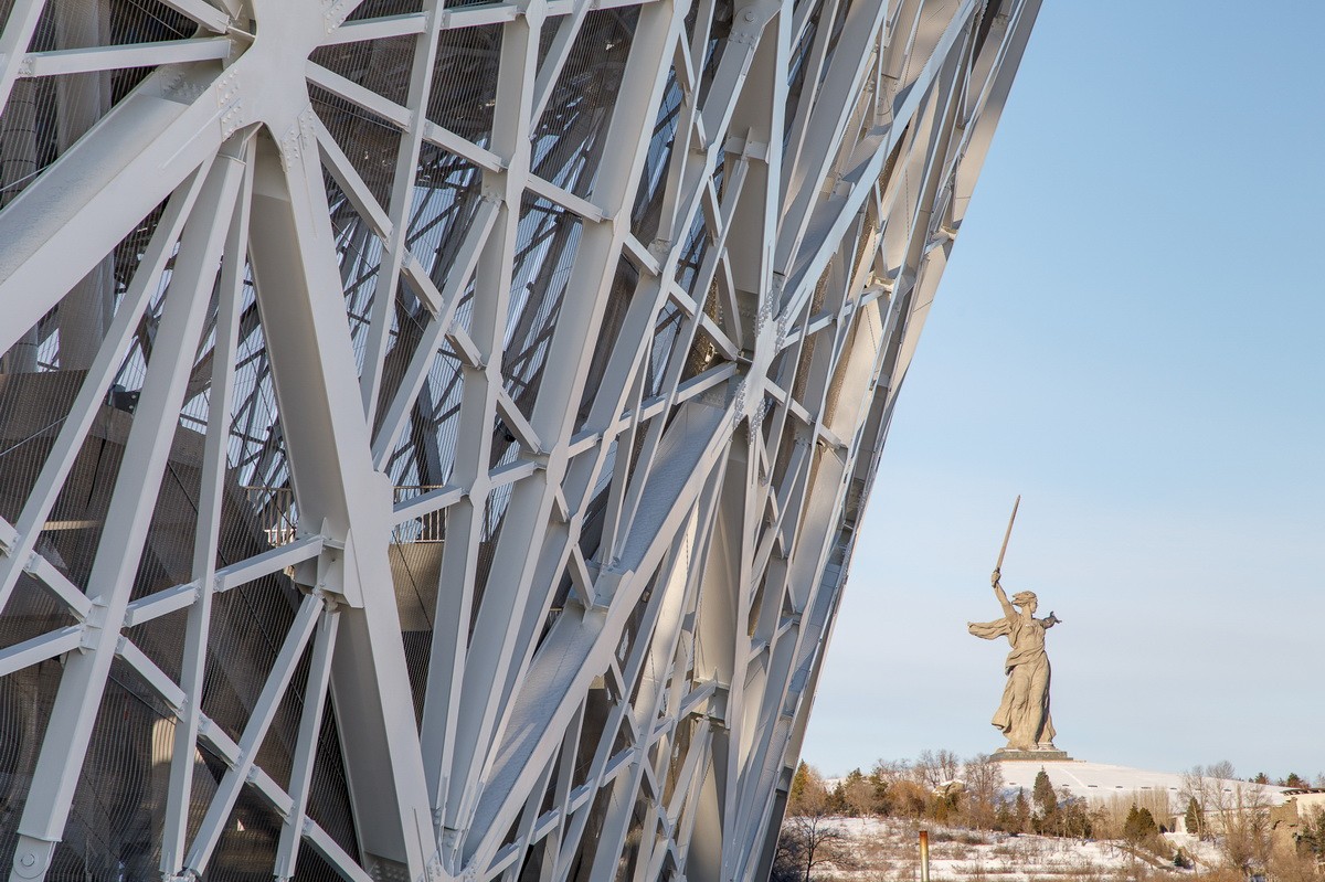 坐落于伏尔加河畔的璀璨钻石——俄罗斯足球体育馆Volgograd