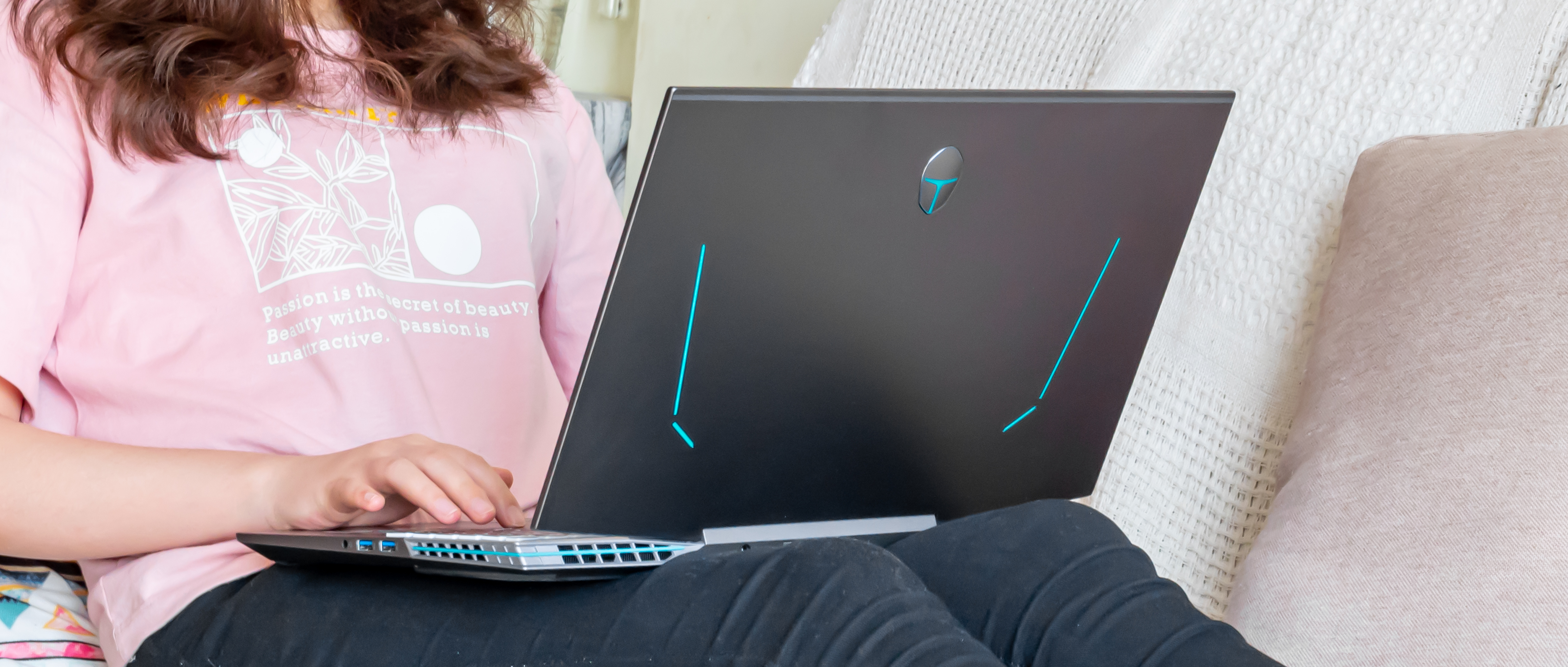 雷神911pro高端笔记本,雷神911pro可以玩的游戏