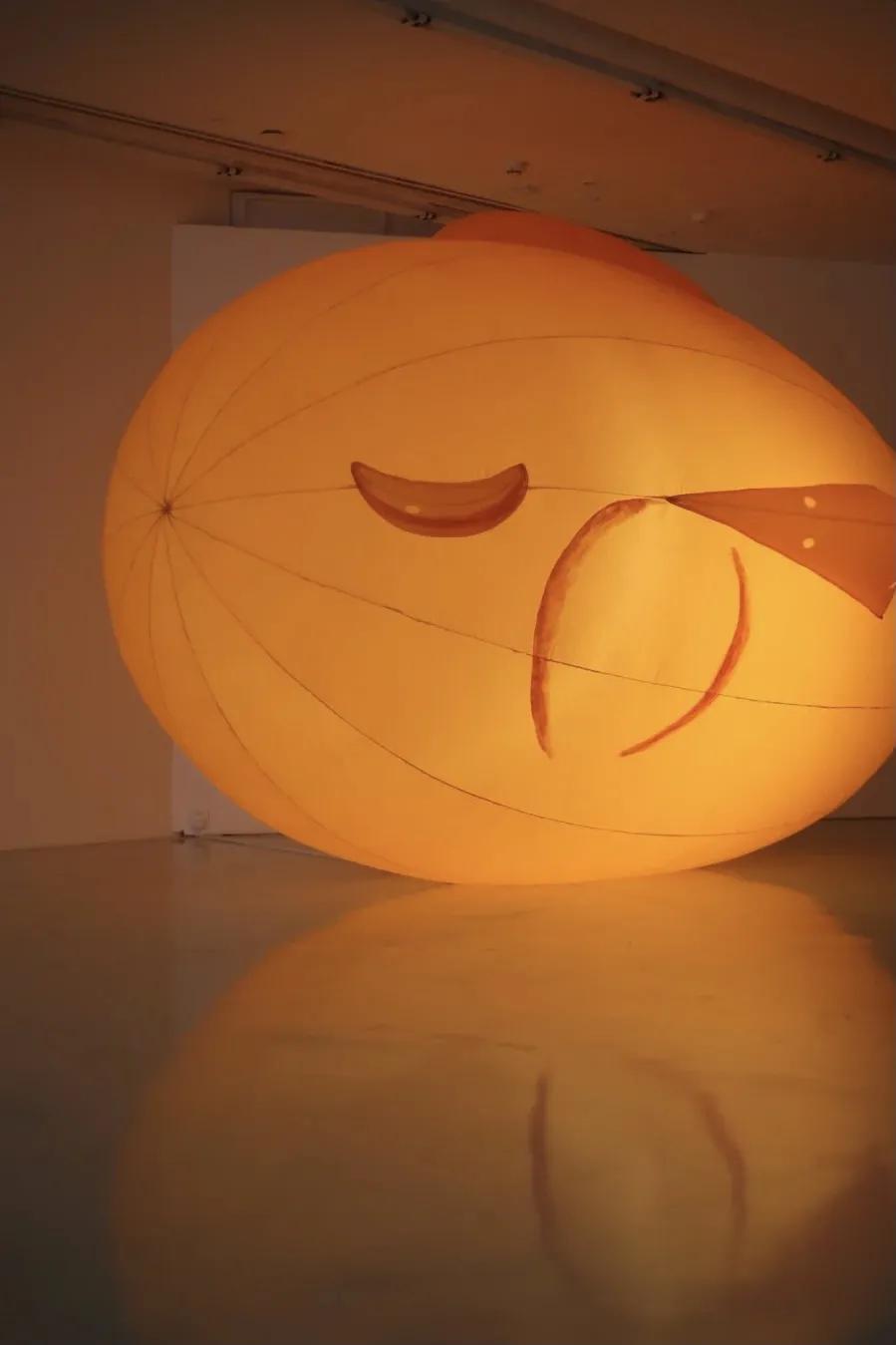 别争了,这条马路才是魔都内卷之王