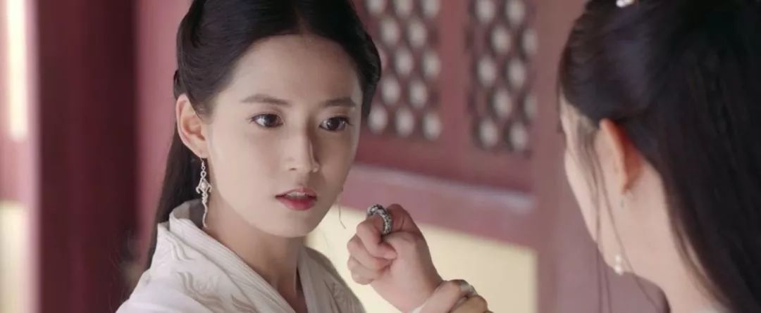 金庸对玄铁剑的描写,杨过的玄铁重剑真实存在