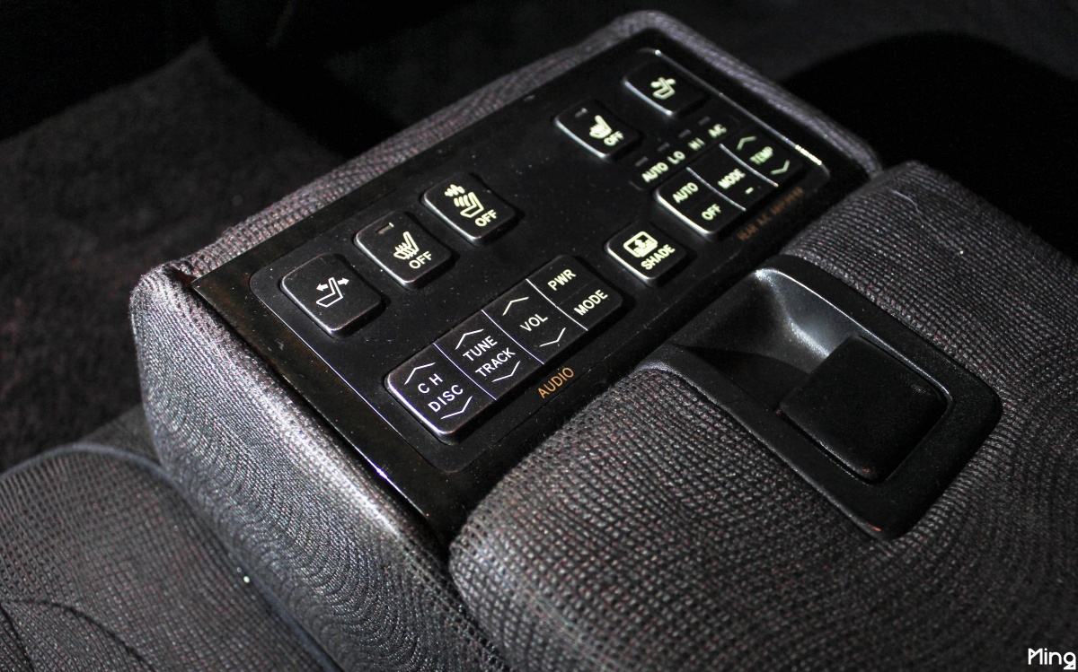 全黑内饰都有哪些,全黑的内饰