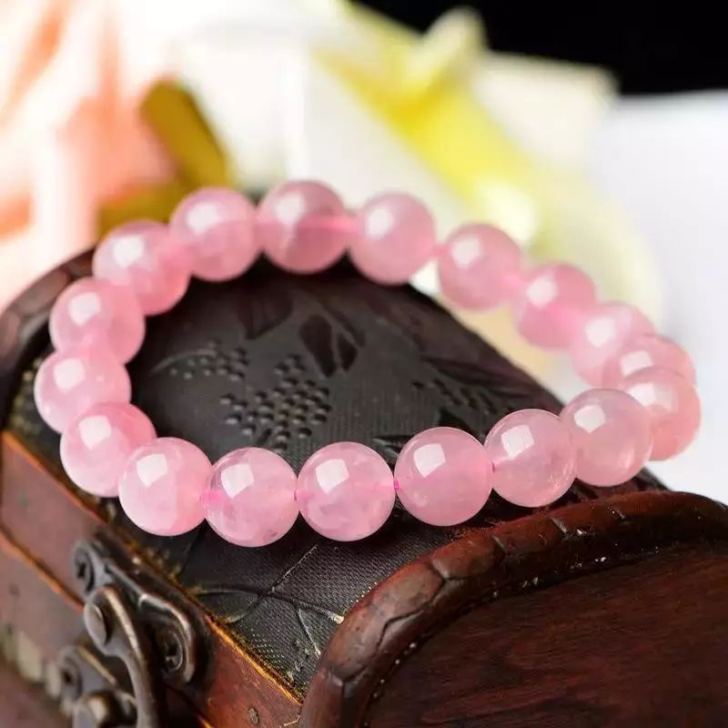 紫金鼠手串适合什么生肖,不同生肖适合戴什么木头手串