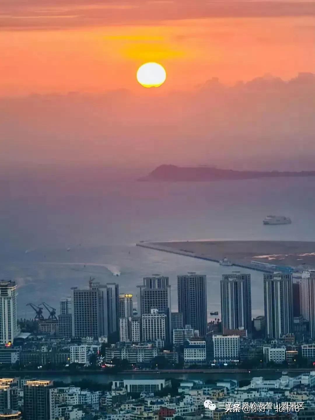 三亚拍婚纱照一般在哪里取景,屋顶上的绿宝石三亚取景地