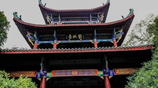 辛弃疾英雄型词作赏析,辛弃疾经典十首诗词全文