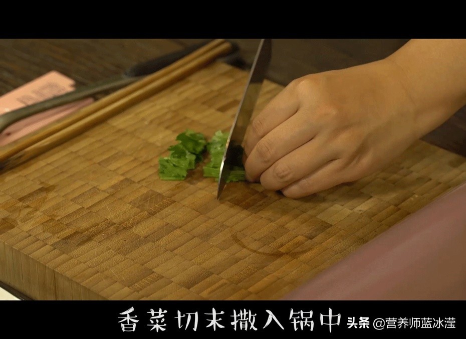 宝宝缺铁蛋白应吃哪些食物,宝宝缺铁吃什么粥最好