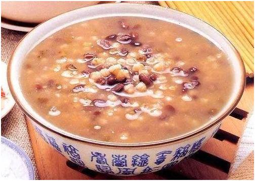 业余健身爱好者吃什么补剂,健身房中常见的蛋白质补剂