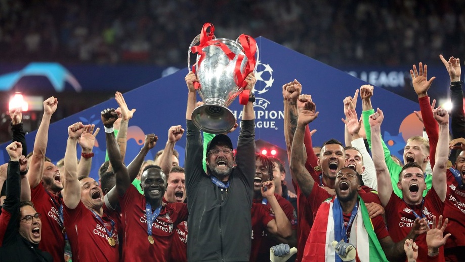 鑻卞紡瓒崇悆闊充箰,瓒崇悆鑻变鸡鑳屾櫙闊充箰