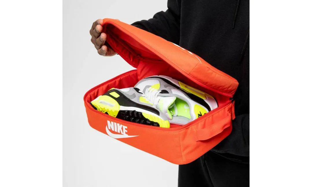 fentybeauty鏂板搧绮夊簳,fentybeauty鏂版