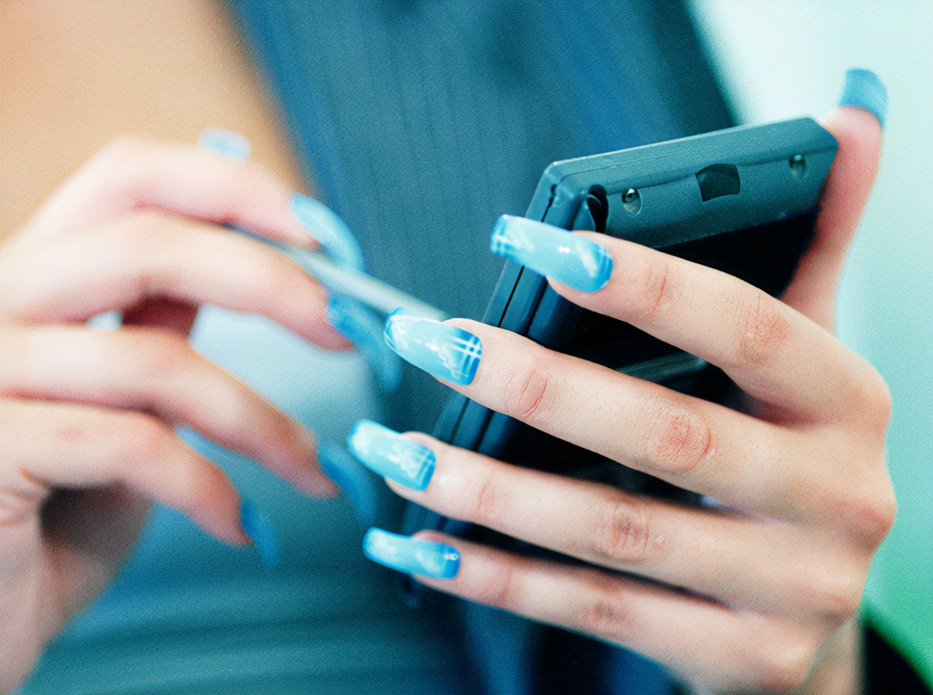 适合职场办公的服装,如何将工作服穿出时尚风