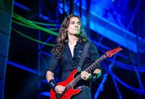 国内电吉他的起源及发展简史,深度了解电吉他