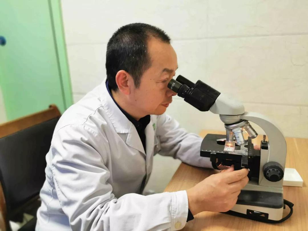 高鹏程：温文尔雅的皮肤科“杂”学家