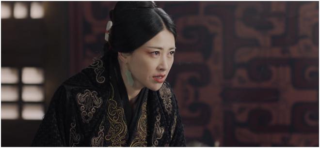 甩顶级富二代，爷爷是少将父亲是富豪，真实的朱珠比赵姬传奇多了