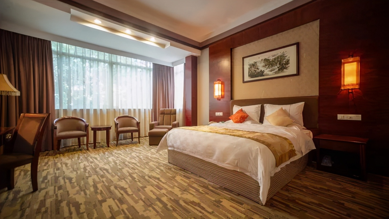 江门圭峰山温泉,江门市圭峰山温泉度假村