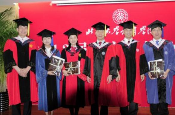 读博士有必要提高学历吗,很多博士毕业很难吗