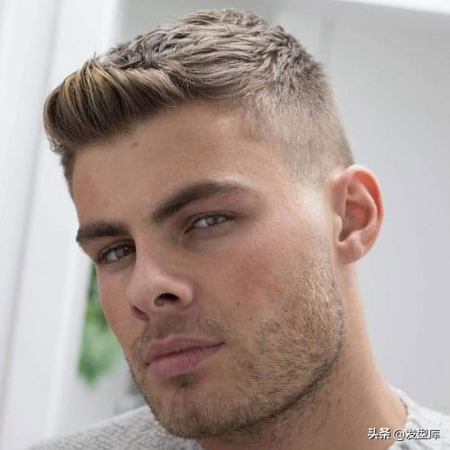 干练清爽的男士短发样式,精简发型男短发
