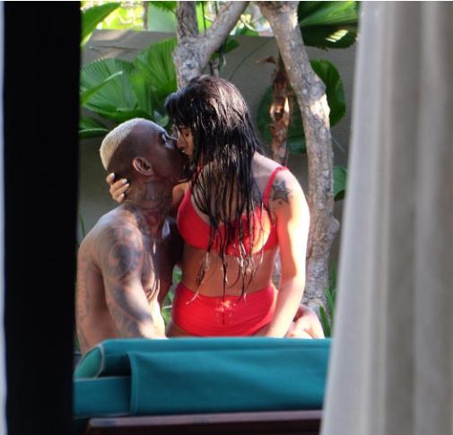 塔利斯卡与新欢PK球技！歌手女友秀胸部停球被老公穿裆过人很生气