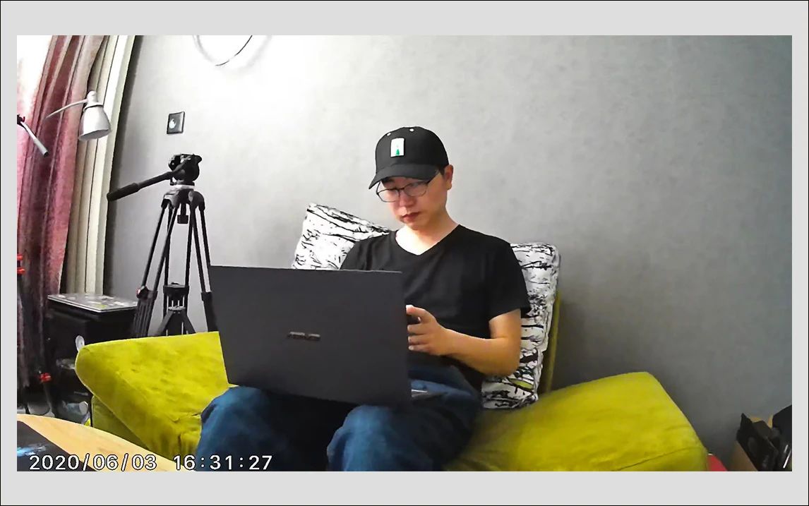 海雀ai摄像头云台超清版插内存卡,海雀ai摄像头云台超清版离线录像