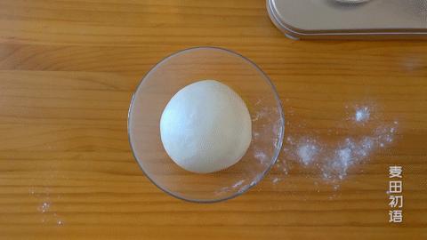 香味十足的奶香馒头，超级松软有弹性，不坑洼不缩皱的秘密都在这