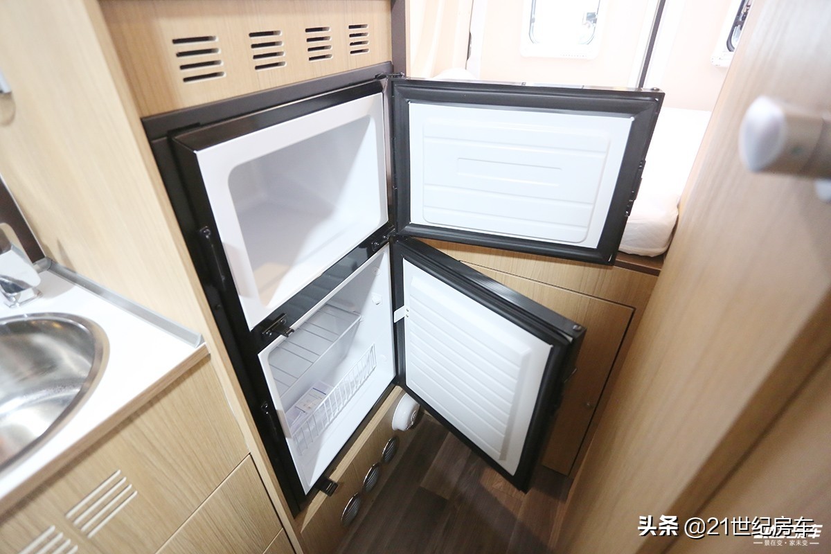 宇通b311房车和rv90b房车,宇通b310房车价格表