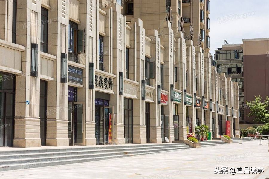 山水华庭和御景华府,宜昌碧桂园凤凰城c区楼盘