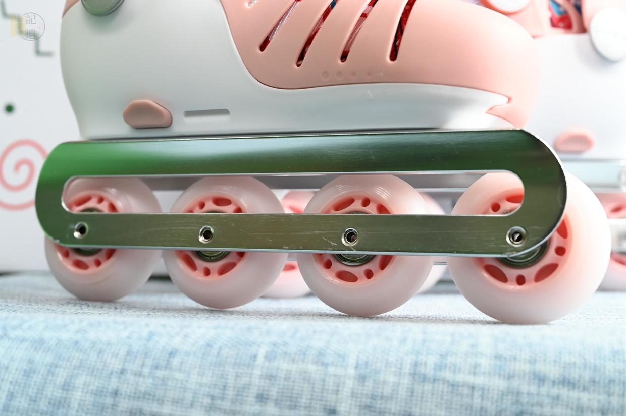 cooghi酷骑轮滑鞋测评,儿童轮滑鞋斯威跟酷骑哪个好