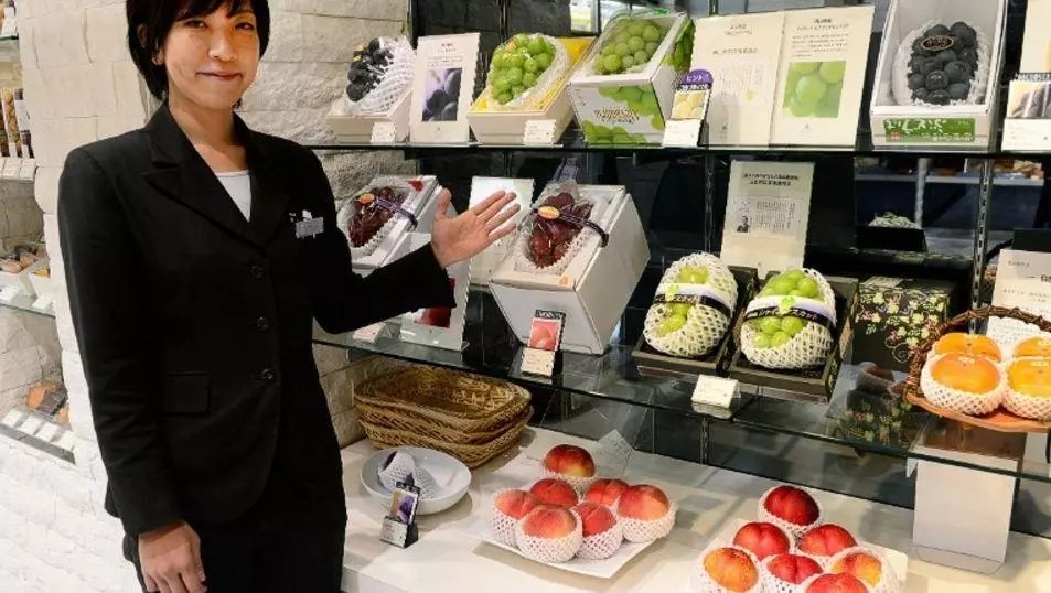 一年卖200亿水果店,一个水果店一年发展3000家