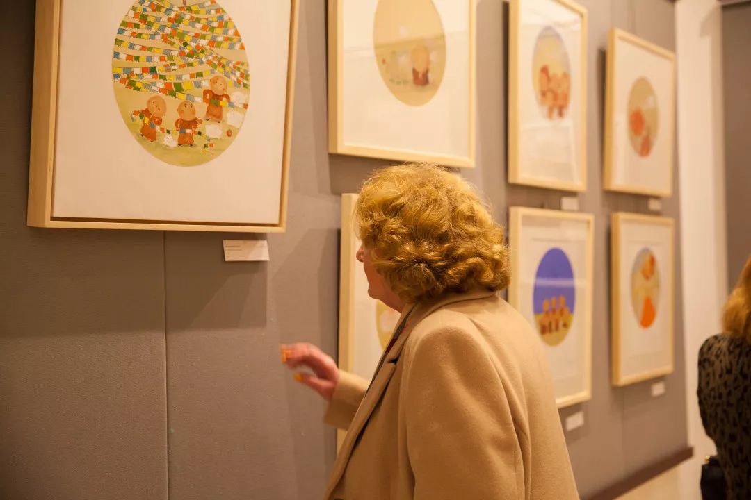 纯真、宁静与美——中马女画家对话展在马耳他中国文化中心举行