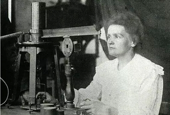 居里夫人对世界做出了怎样的贡献,居里夫人对国家做过什么贡献