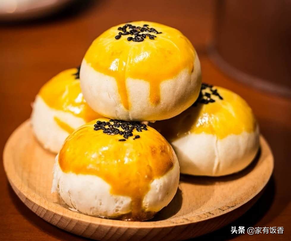 雪媚娘蛋黄酥9块9包邮15个,雪媚娘蛋黄酥9.99元6个包邮