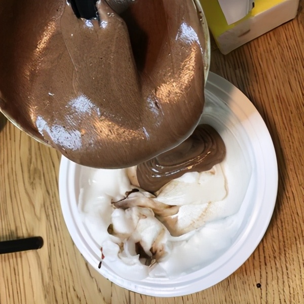 方形巧克力淋面水果生日蛋糕图片,六寸巧克力生日蛋糕做法家庭版