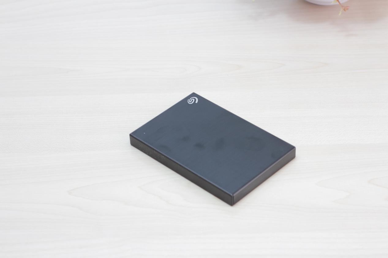 希捷新睿品移动硬盘,希捷移动硬盘铭系列和睿品系列