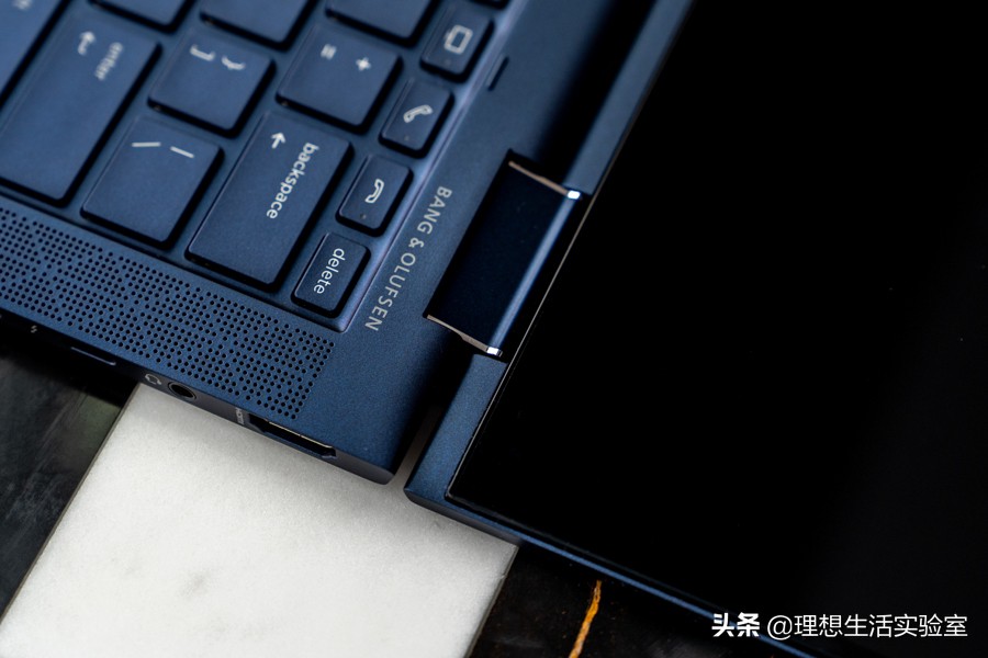 惠普elite蜻蜓系列笔记本评测,惠普elite蜻蜓g2参数