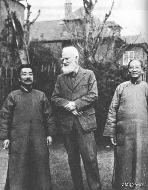 年轻时的霍金照,霍金年轻时照片有多帅