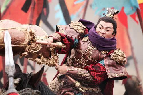 李元霸的师傅是紫阳真人，但历史上有两个紫阳真人，都是道教名人