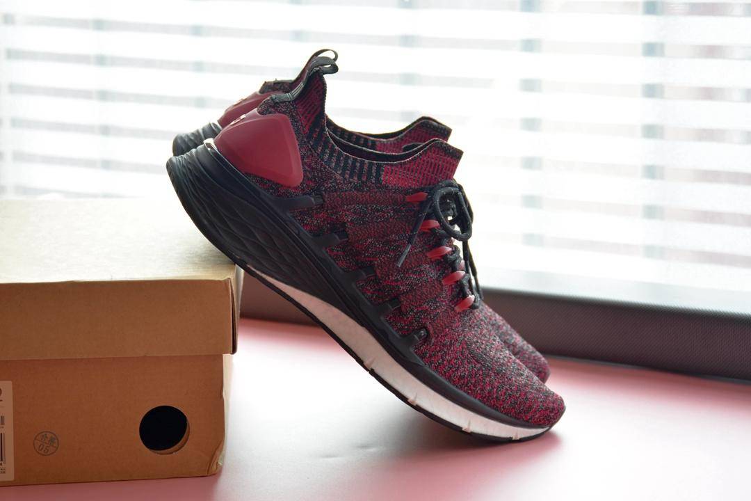 米家运动鞋4代和3代有什么区别,米家云弹运动鞋