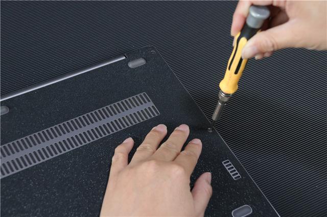 小米笔记本pro装固态硬盘教程,小米笔记本换固态硬盘教程