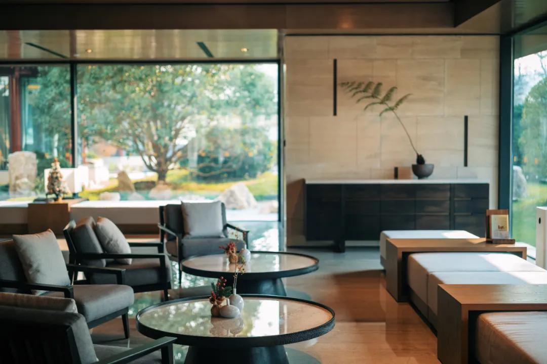 这家国宾馆，简直就好看的不像是国宾馆