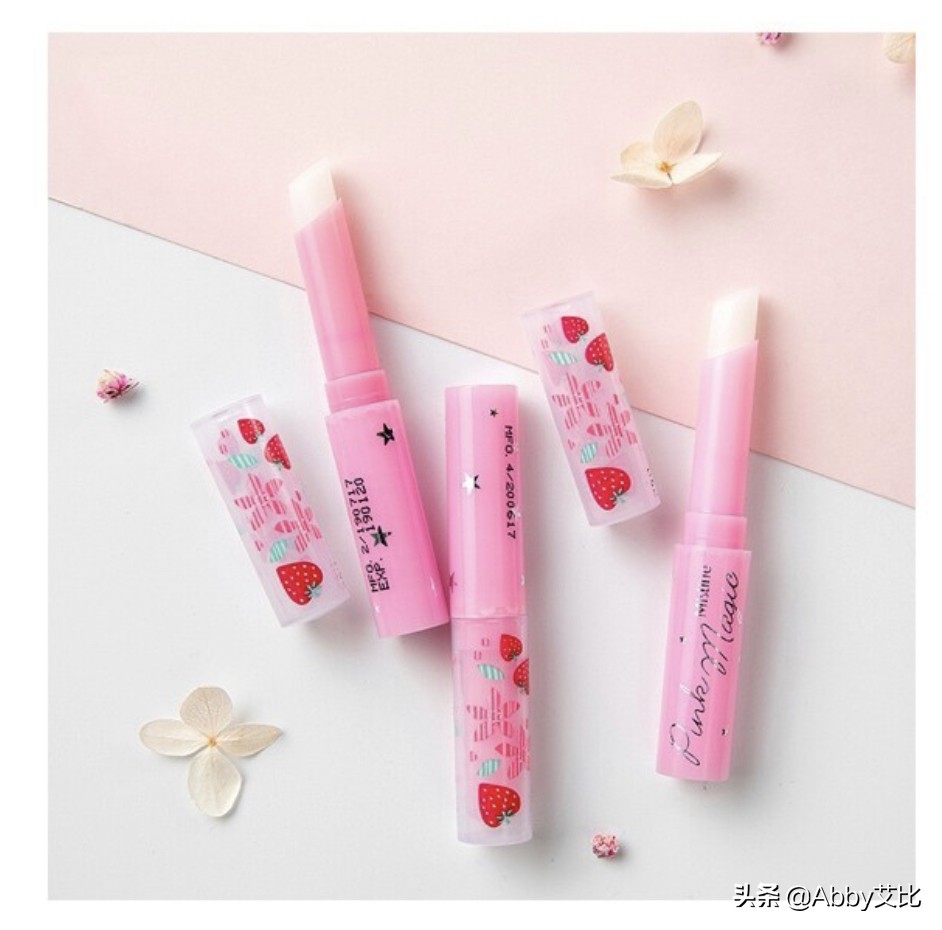 嘴唇干哪款润唇膏好,秋天嘴唇干裂推荐的润唇膏