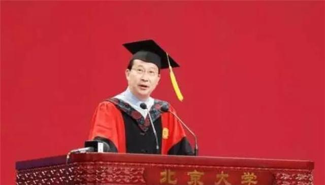 北大教授饶毅调侃撒贝宁,北大教授饶毅勇